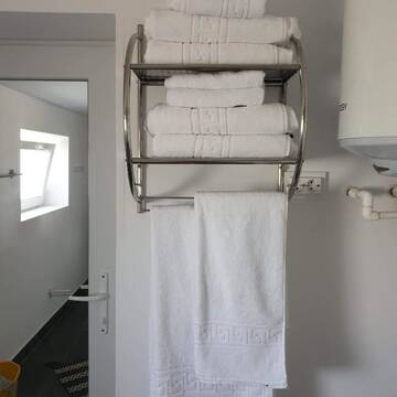 Фото номера Дом с 3 спальнями Дома для отпуска Casa Maria г. Salcioara 35