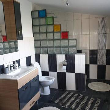 Фото номера Дом с 3 спальнями Дома для отпуска Casa Maria г. Salcioara 34